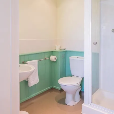 Cosy With Golf & The On Your Doorstep! *